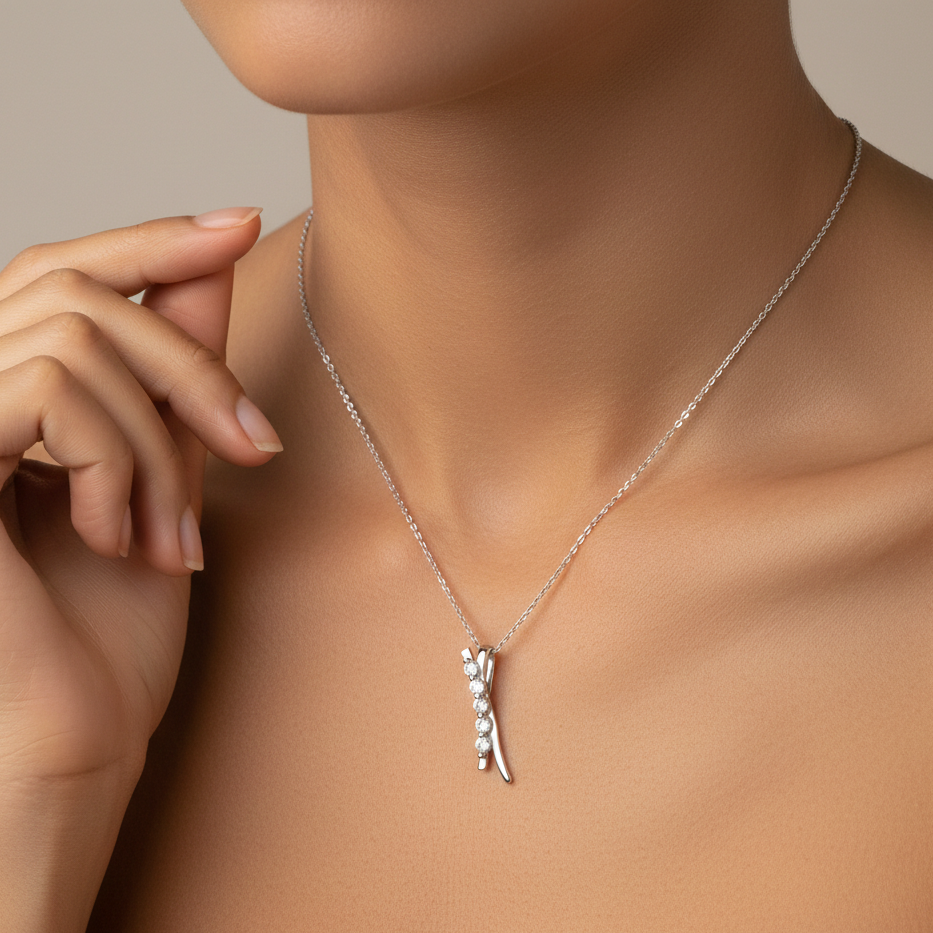Noa Silver Necklace
