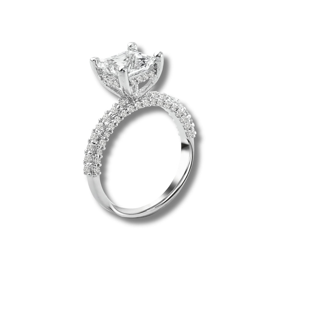 Moissanite Diamond Engagement Ring