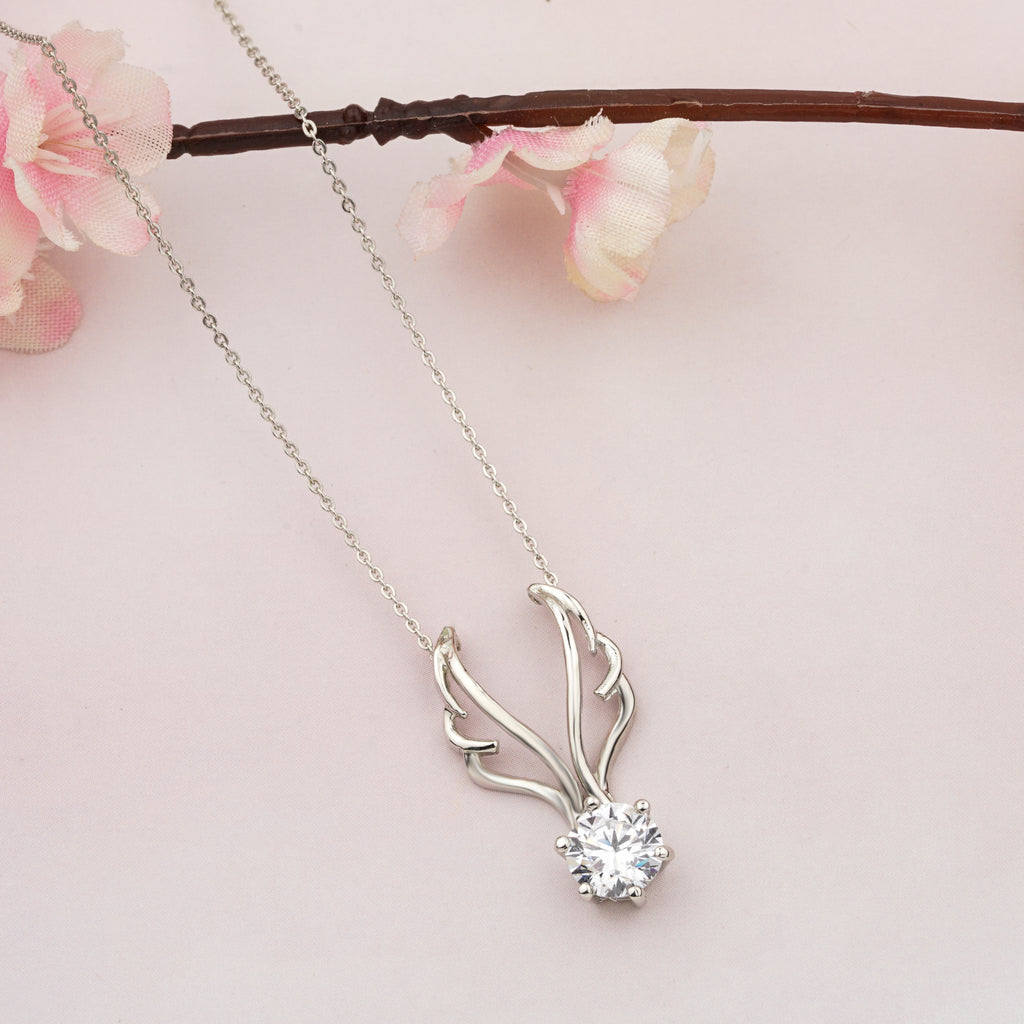 Deer love Necklace Moissanite