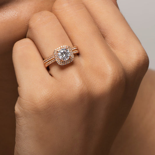 R3641 Moissanite