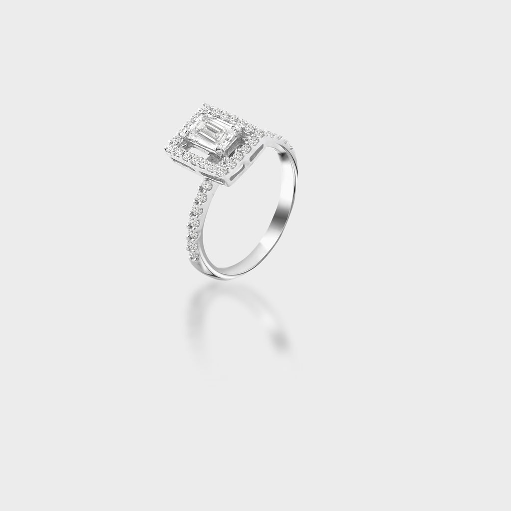 Emerald Ring for her - Zevar Amaze