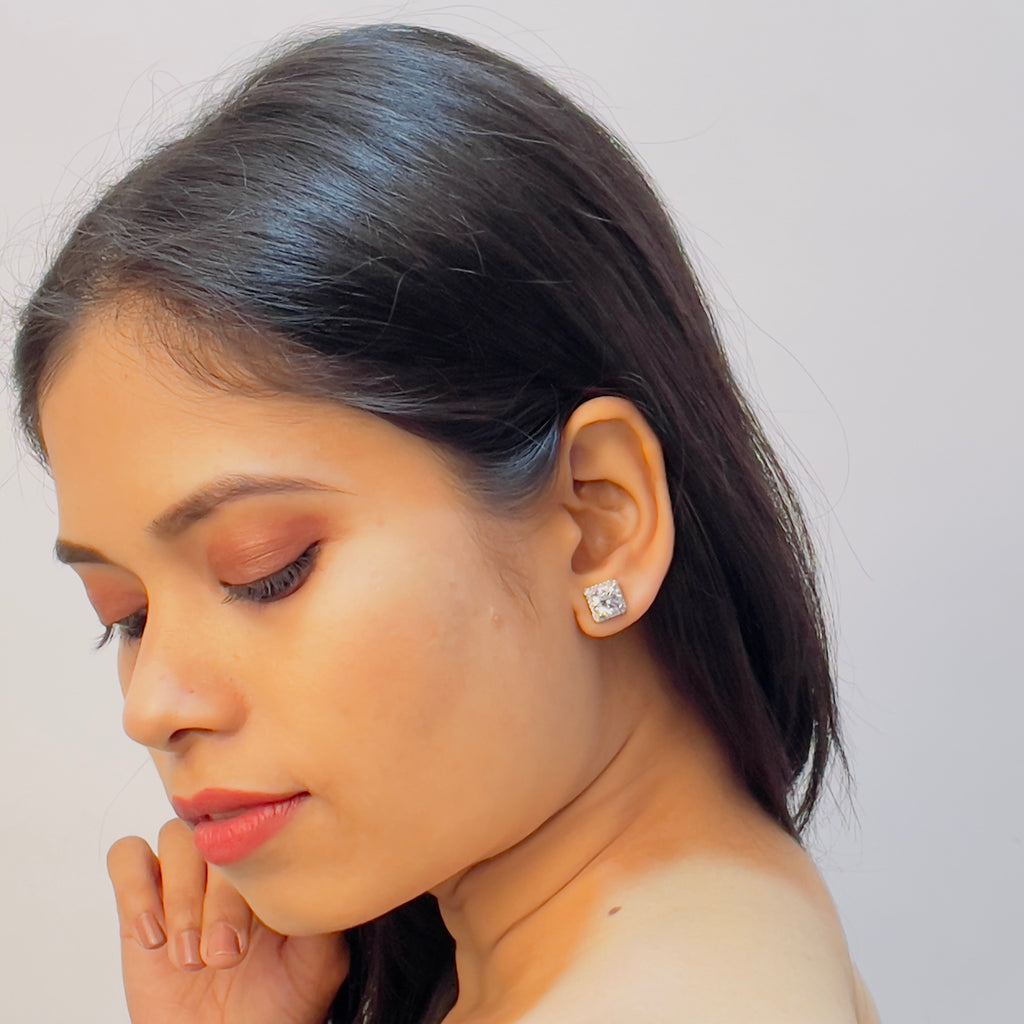 Ovid Earring MOSSANITE