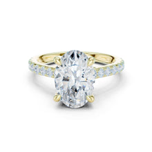 Load image into Gallery viewer, Pari 4ct Oval Moissanite Solitaire Diamond Ring for her