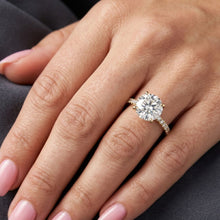 Load image into Gallery viewer, Sanaya 2ct Round Moissanite Solitaire Diamond Ring for her