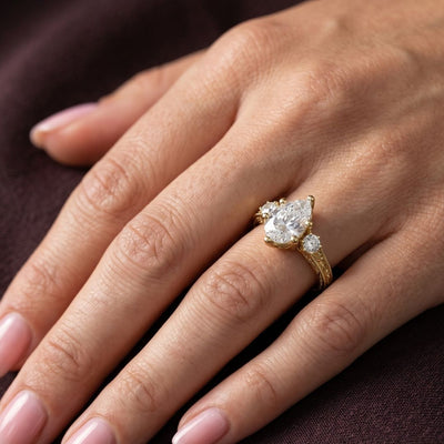 Suhana 2.5ct Pear Moissanite Solitaire Diamond Ring for her