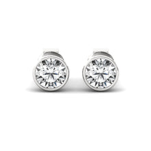 Load image into Gallery viewer, Infinity Glow 1ct Besel Stud earrings for her
