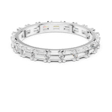 Load image into Gallery viewer, Vedika 1.25ct Baguette Moissanite Solitaire Diamond Ring for her