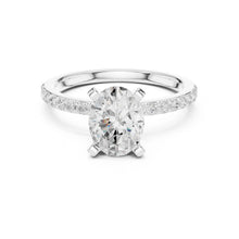 Load image into Gallery viewer, Devika 2ct Oval Moissanite Solitaire Diamond Ring for her