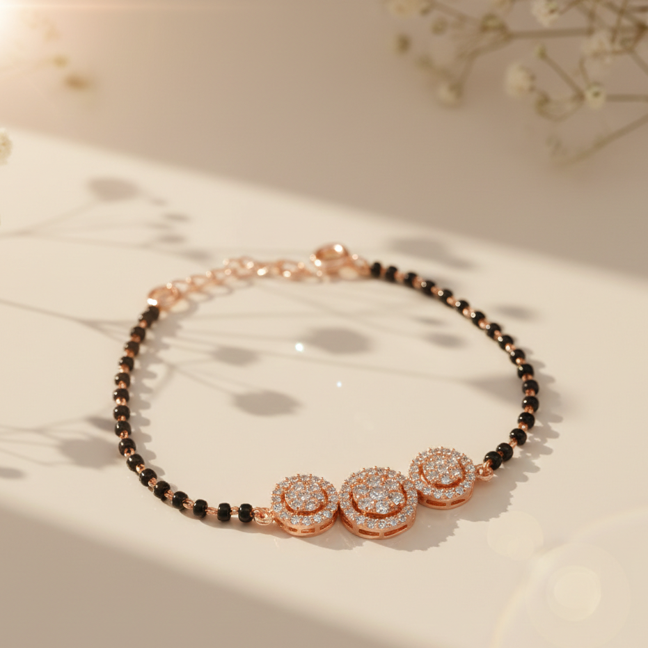 Trinity Hand MAngalsutra