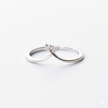 Load image into Gallery viewer, Manvi Silver Ring for Women