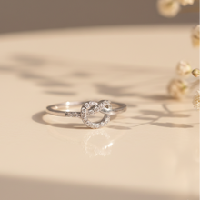 Load image into Gallery viewer, Kavya Silver Ring for Women