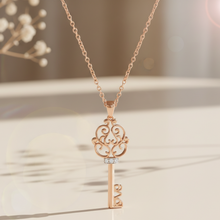 Load image into Gallery viewer, Sabina Necklace