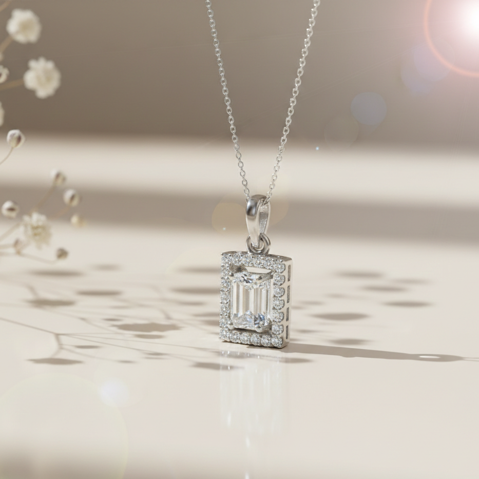 Estelle Necklace
