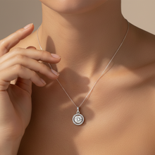 Load image into Gallery viewer, Castor Necklace