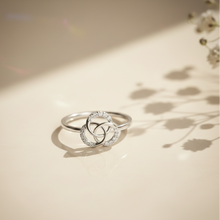 Load image into Gallery viewer, Avani Silver Ring for Women