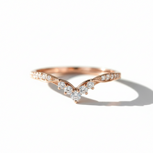 Load image into Gallery viewer, Ojasvi Silver Ring for Women