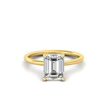 Load image into Gallery viewer, Emerald Moissanite Solitaire Diamond Silver Ring