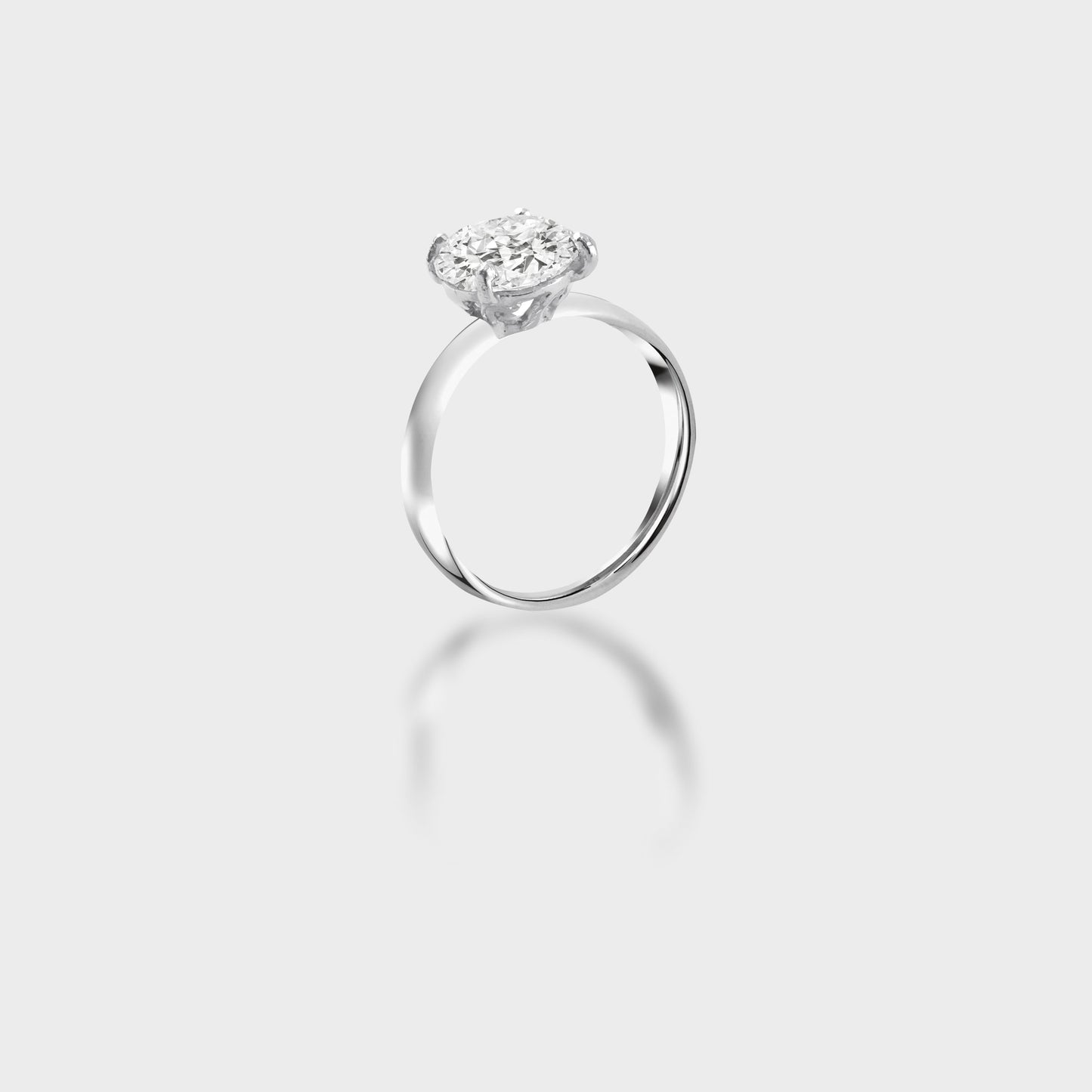 Fedora Ring Moissanite