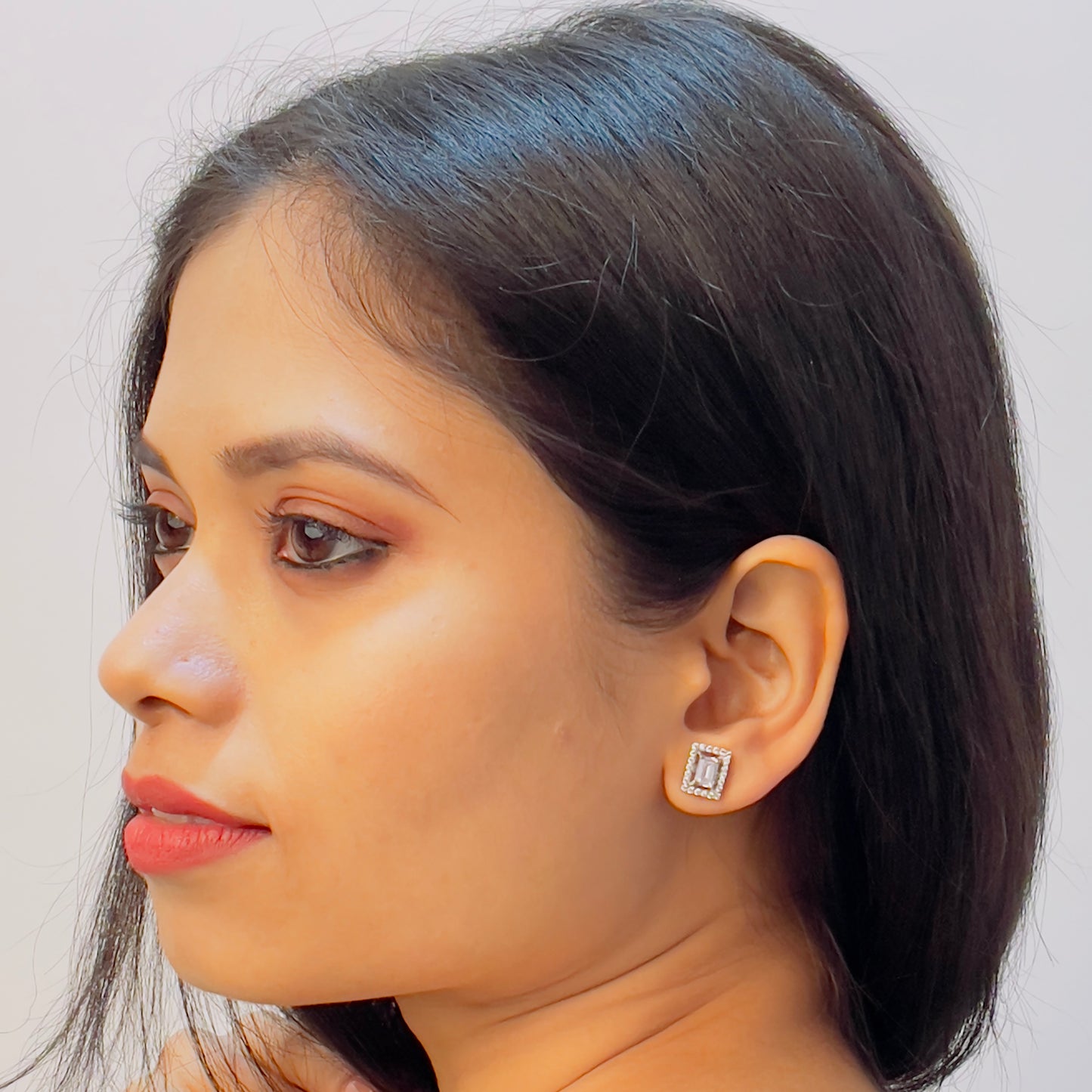 Adonia Pendant Set