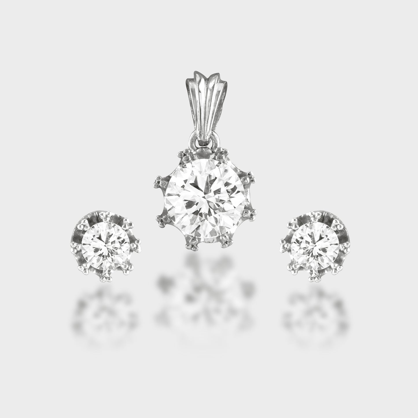 Corinna Pendant Set