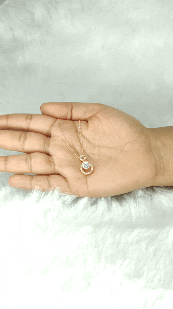 Hibo Necklace