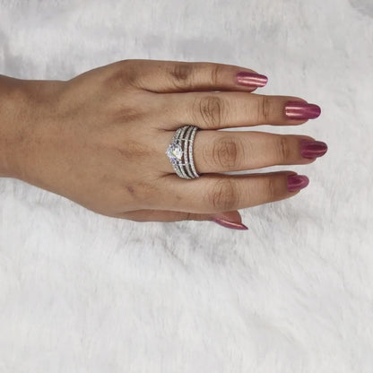 Remus Ring Moissanite