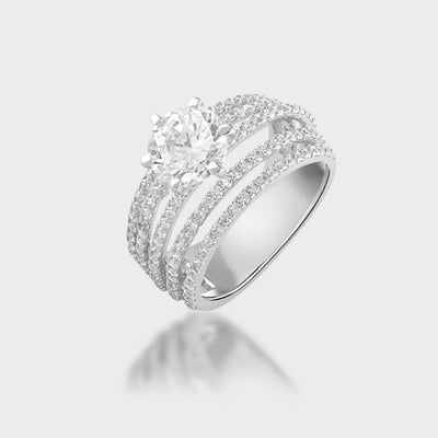 Remus Ring Moissanite